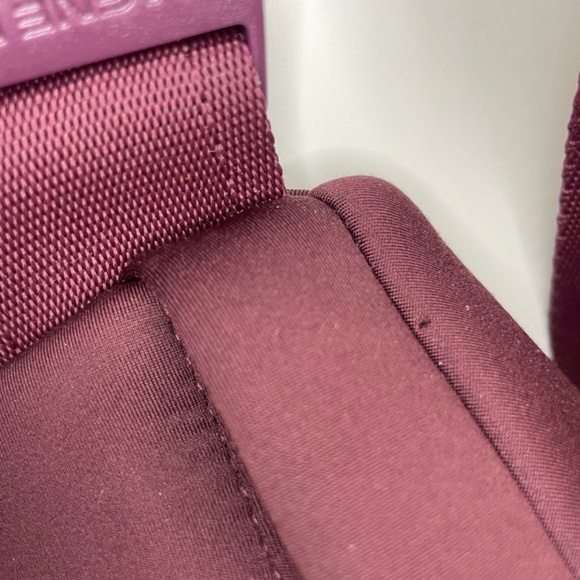 Dagne Dover Ace Neoprene Belt Bag Fanny Pack in Burgundy Currant Eclipse - Picture 3 of 10